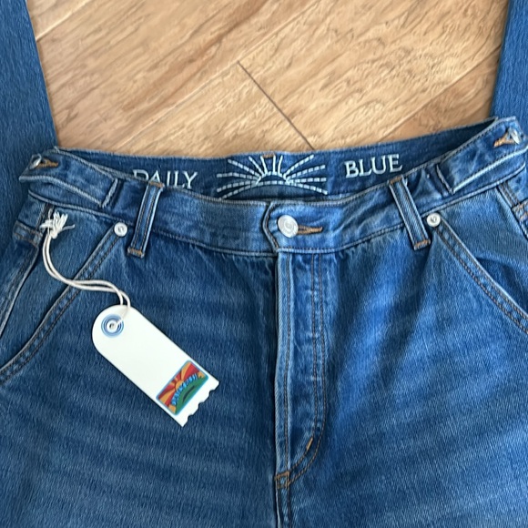 AG Jeans - Picture 5 of 10